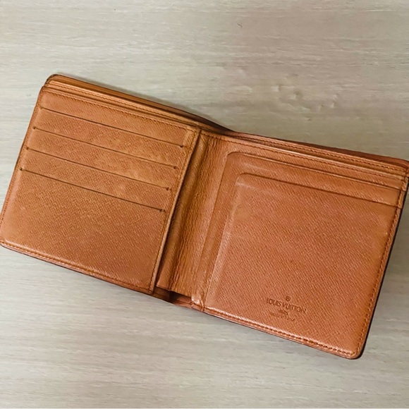 Louis Vuitton mens brown Wallet - Picture 8 of 10